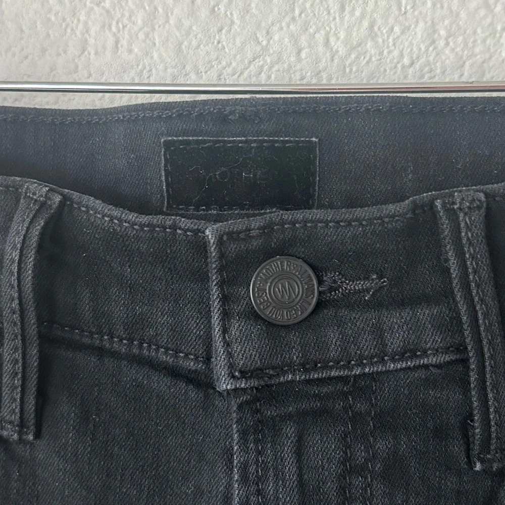 MOTHER The Hustler High-Rise Ankle Fray Jeans in Not Guilty
